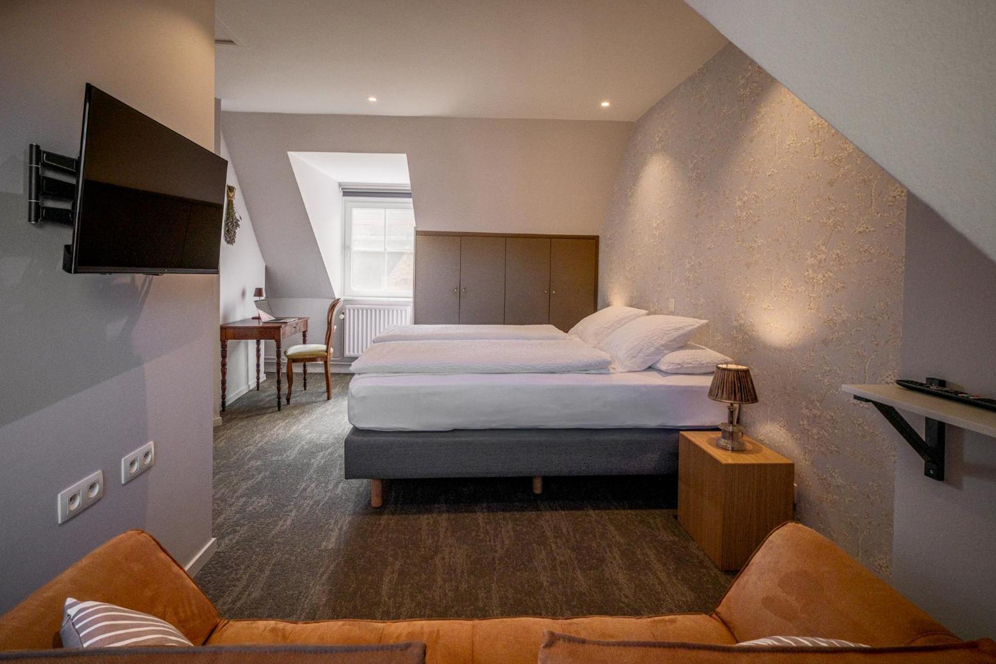 Guesthouse Gillis7 Брюж Екстериор снимка