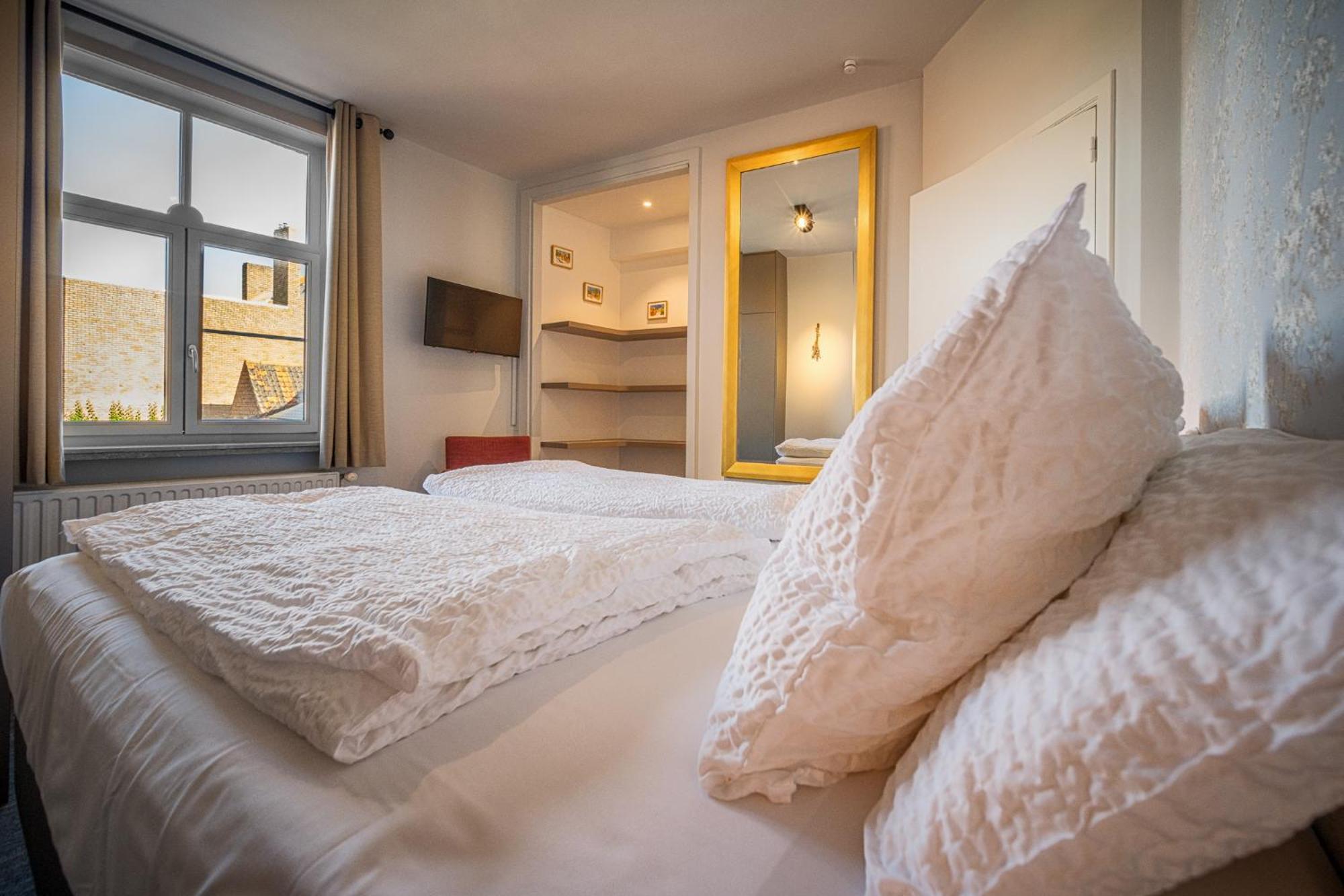 Guesthouse Gillis7 Брюж Екстериор снимка