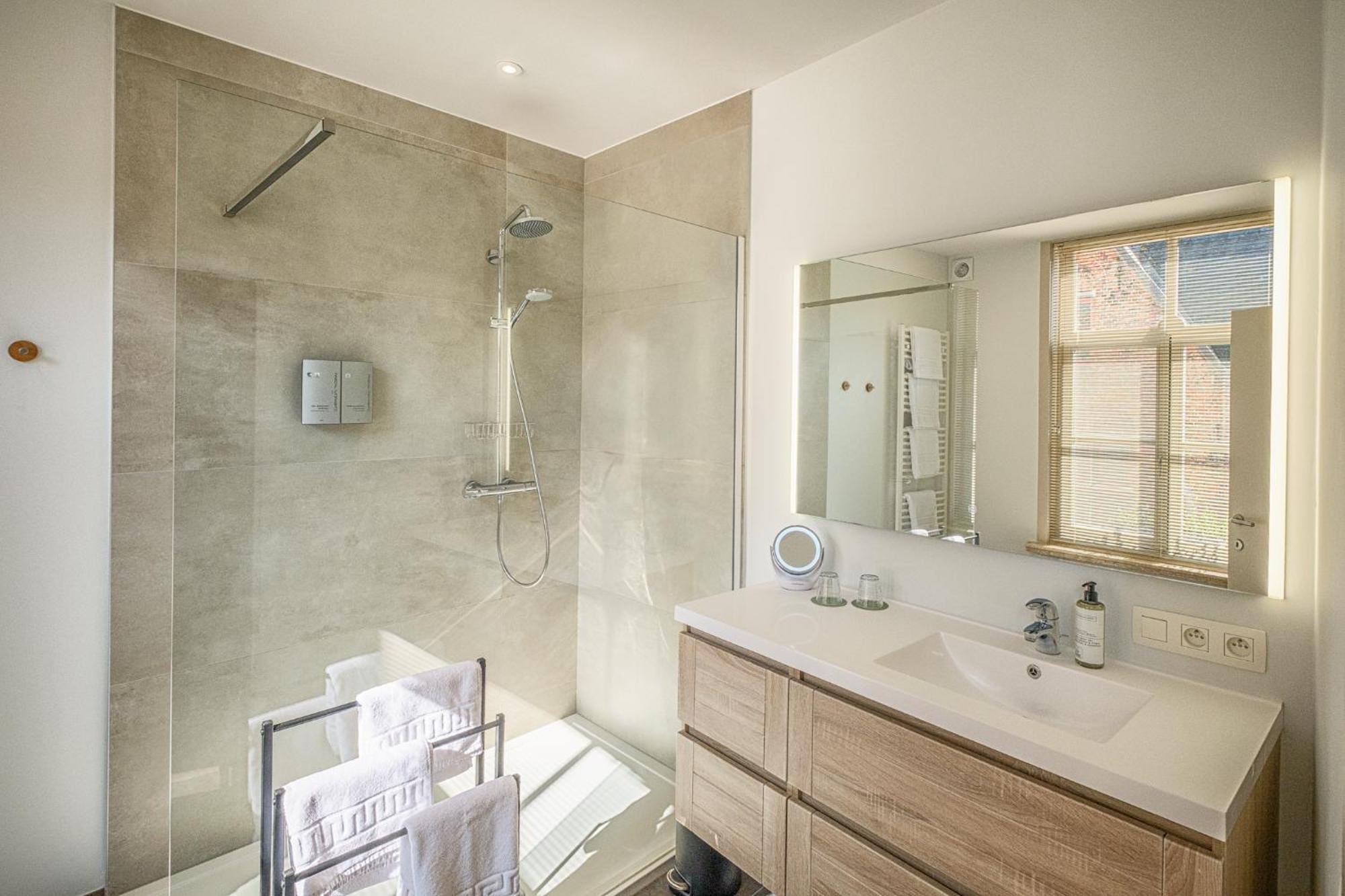 Guesthouse Gillis7 Брюж Екстериор снимка